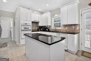 180 Canal Pl, Fayetteville, GA 30215 - Photo 13