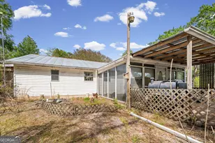 1234 Bennett Rd, Screven, GA 31560 - Photo 15