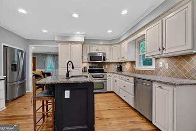 697 John Lovelace Road, Lagrange, GA 30241 - Photo 13