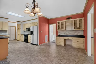 413 Ashford Circle, Lagrange, GA 30240 - Photo 15