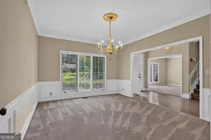 413 Ashford Cir, Lagrange, GA 30240 - Photo 9
