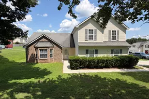10744 Misty Meadows Ct, Hampton, GA 30228 - Photo 1