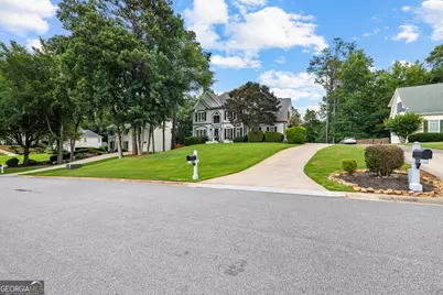 605 Spectrum Vista, Peachtree City, GA 30269 - Photo 3