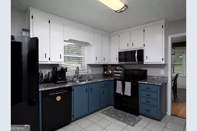 5070 Shadowood Drive, Canton, GA 30114 - Photo 11