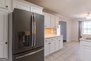 123 Wesley Deloach Rd, Glennville, GA 30427 - Photo 5