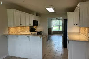 123 Wesley Deloach Rd, Glennville, GA 30427 - Photo 7