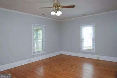 108 W 10th Street, Chickamauga, GA 30707 - Photo 15