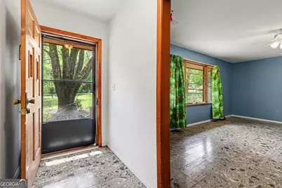 7019 Lakeview Lane, Peachtree Corners, GA 30360 - Photo 5