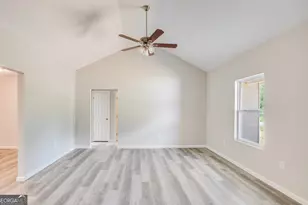 74 Lyla Ln, Canon, GA 30520 - Photo 5
