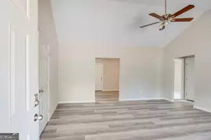 74 Lyla Ln, Canon, GA 30520 - Photo 3