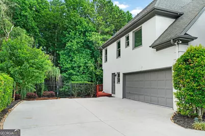 10645 Oxford Mill Circle, Alpharetta, GA 30022 - Photo 69