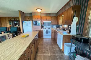1498 Harris Ridge Rd, Young Harris, GA 30582 - Photo 11