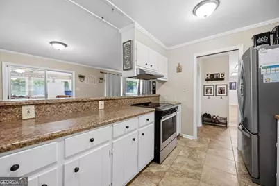 210 Newton Drive, Forsyth, GA 31029 - Photo 7