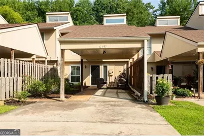 6391 Hawthorne Terrace, Peachtree Corners, GA 30092 - Photo 3