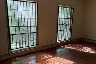 1976 Delowe Dr SW, Atlanta, GA 30311 - Photo 3