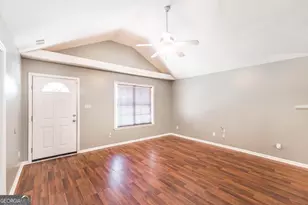 504 Falkirk Dr, Warner Robins, GA 31088 - Photo 3