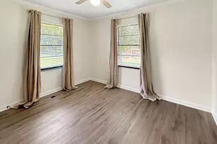 115 Tyus St, Barnesville, GA 30204 - Photo 15