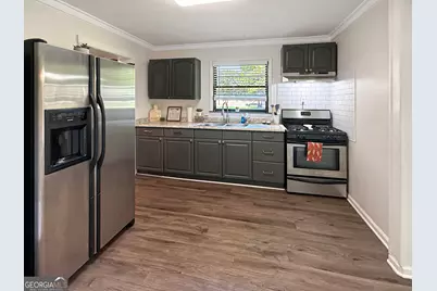 115 Tyus Street, Barnesville, GA 30204 - Photo 7