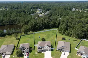118 Walnut Wy, Kingsland, GA 31548 - Photo 3