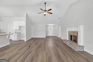 412 Seashell Ct, Statham, GA 30666 - Photo 9