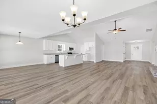 412 Seashell Ct, Statham, GA 30666 - Photo 11