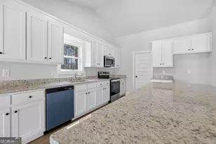 412 Seashell Ct, Statham, GA 30666 - Photo 19