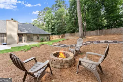 2035 Huntington Hill Trace, Buford, GA 30519 - Photo 23