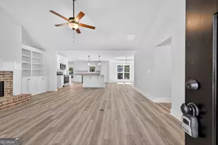 416 Seashell Ct, Statham, GA 30666 - Photo 5