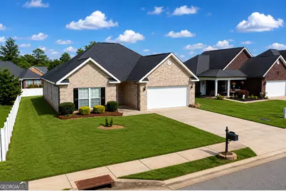 308 Lamplight Drive, Byron, GA 31008 - Photo 3