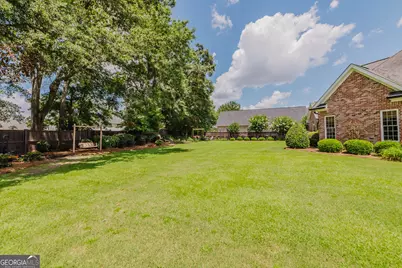 402 Avondale Circle, Warner Robins, GA 31088 - Photo 63