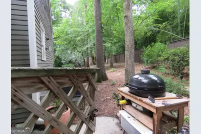 4464 Woodland Brook Drive SE, Atlanta, GA 30339 - Photo 9