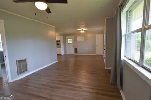 50 Wallace Cir, Eastman, GA 31023 - Photo 9