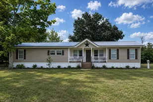 1751 Tower Cir, Cobbtown, GA 30420 - Photo 1