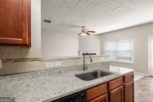37 Providence Oak Ln, Lawrenceville, GA 30046 - Photo 7