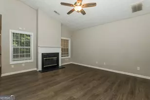 1055 Maple Leaf Dr, McDonough, GA 30253 - Photo 5