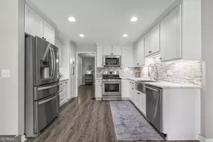 1154 River Dr SW, Darien, GA 31305 - Photo 17