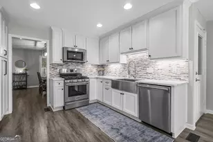 1154 River Dr SW, Darien, GA 31305 - Photo 13
