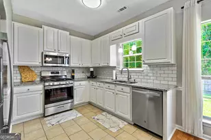 316 Preston Chase Dr, Peachtree City, GA 30269 - Photo 9