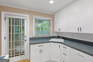 129 Parkside Cir, Decatur, GA 30030 - Photo 37