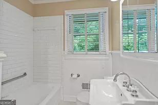 129 Parkside Cir, Decatur, GA 30030 - Photo 21
