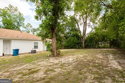 1205 Winona Avenue, Waycross, GA 31503 - Photo 25
