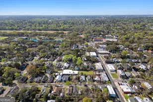 1116 E 40th St, Savannah, GA 31404 - Photo 33