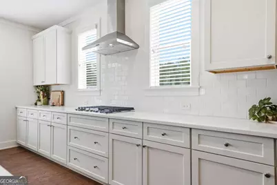 8110 Beryl Overlook, Gainesville, GA 30506 - Photo 3