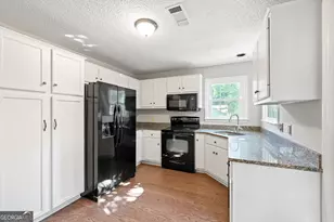 131 Diamond Dr, Athens, GA 30605 - Photo 15