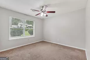 7335 Connell Rd, Fairburn, GA 30213 - Photo 17