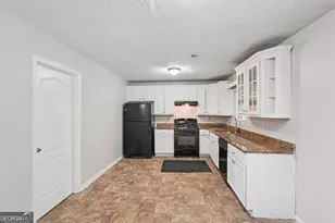 7335 Connell Rd, Fairburn, GA 30213 - Photo 13