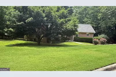 4221 Riverlake Way, Snellville, GA 30039 - Photo 3