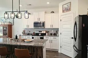 219 Barnyard Wy, Perry, GA 31069 - Photo 3