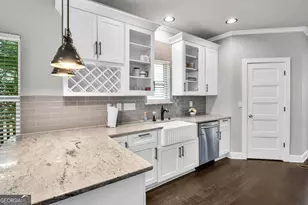2668 Memorial Dr SE, Atlanta, GA 30317 - Photo 11