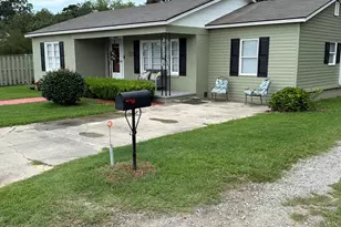 455 N Kennedy St, Metter, GA 30439 - Photo 3
